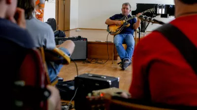 Jazz camp Kranj. kitarist Primož Gra&scaron;ič foto: Bojan Velikonja
