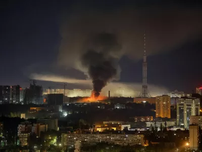 Smoke rises in the city during a Russian missile strike, amid Russia's attack on Ukraine, in Kyiv, Ukraine August 11, 2026. REUTERS/Gleb Garanich   TPX IMAGES OF THE DAY