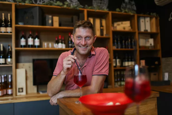 - Jure Grubar, direktor in enolog, - 11.08-2026. - Kmetijska zadruga Kr&scaron;ko, Klet Kr&scaron;ko.//FOTO: Bojan Velikonja