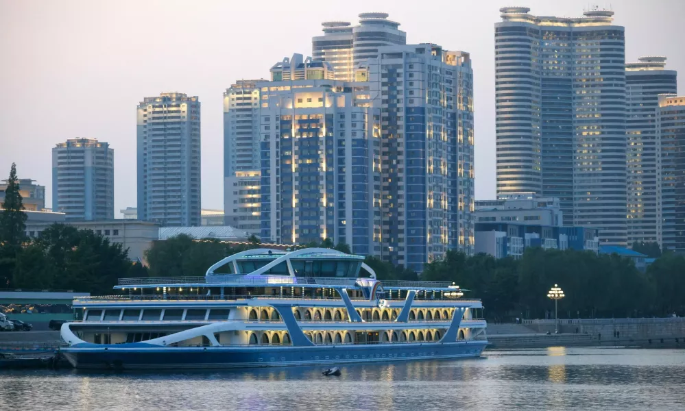 NORTH KOREA, PYONGYANG - MAY 14, 2026: A pleasure boat sails along the Taedong River,Image: 1098988989, License: Rights-managed, Restrictions: * Switzerland And Russia Rights Out *, Model Release: no 