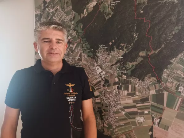 V Komendi pospe&scaron;ujejo odkup zemlji&scaron;č za gradnjo suhega zadrževalnika