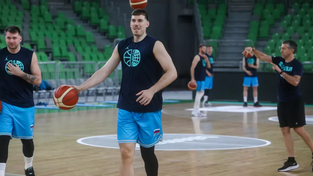 - Vlatko Čančar.- 27.04.2024. Trening slovenske ko&scaron;arkarske reprezentance pred odhodom na kvalifikacijski turnir za Olimpijske igre v Grčiji. //FOTO: Bojan Velikonja