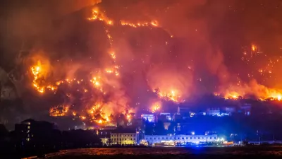 13.08.2026., Omi&scaron;: Pogled na Omi&scaron; sa u&scaron;ća Cetine. Photo: Zvonimir Barisin/PIXSELL