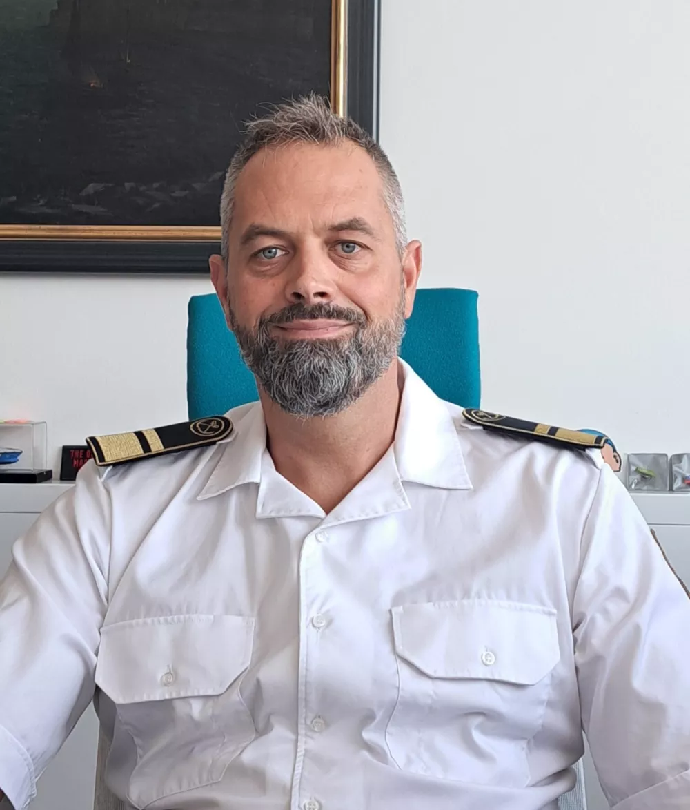Morsko dno lahko plačuje ceno poletnega sidranja več desetletij