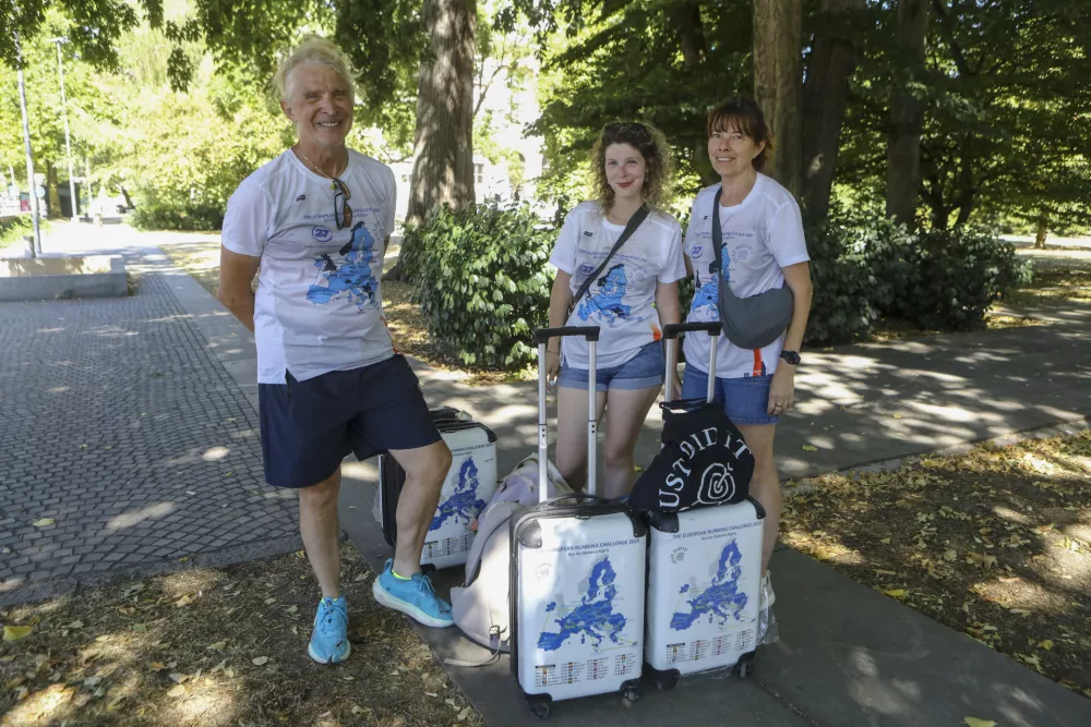 14.8.2026 - V okviru svojega vseevropskega projekta se bo Hakaroa Vall&eacute;e, mladi prostovoljec in ustanovitelj dru&scaron;tva Just did it, ustavil v Ljubljani. Postavil si je cilj, v vsaki izmed 27 držav članic EU preteči nekaj kilometrov, z namenom ozave&scaron;čanja javnosti o sladkorni bolezni tipa 1Foto: Luka Cjuha