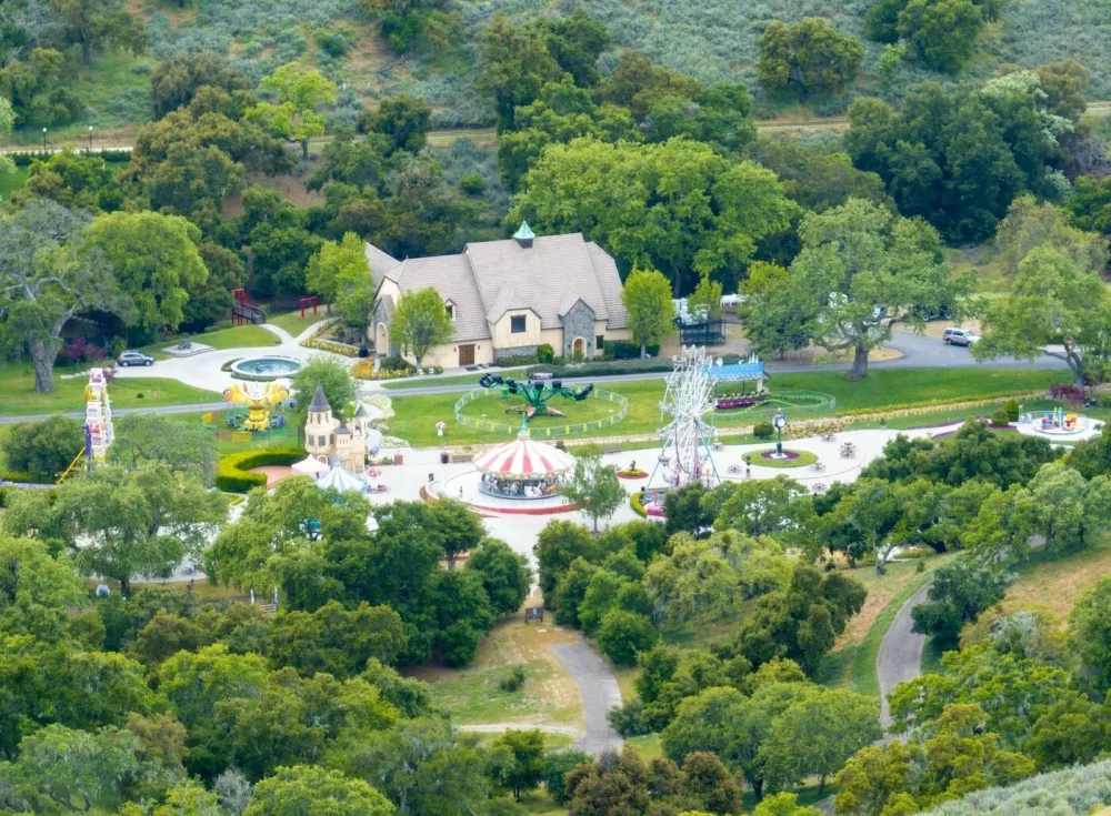 Los Angeles, CA - *EXCLUSIVE* - Michael Jackson's Neverland Ranch is brought back to life as producers of a new biopic about the controversial pop legend's life and career rebuild his notorious former home and amusement park.*UK Clients - Pictures Containing ChildrenPlease Pixelate Face Prior To Publication*,Image: 867398460, License: Rights-managed, Restrictions:, Model Release: no, Pictured: Michael Jackson 