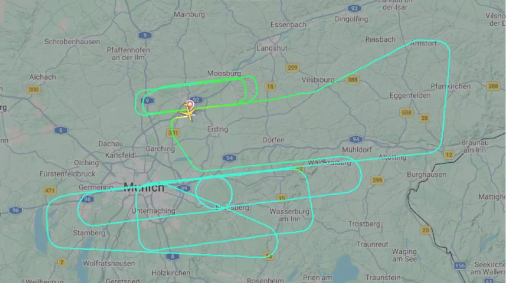 Letalo je krožilo nad Bavarsko, preden se je vrnilo na letali&scaron;če. / Foto: Flightradar24