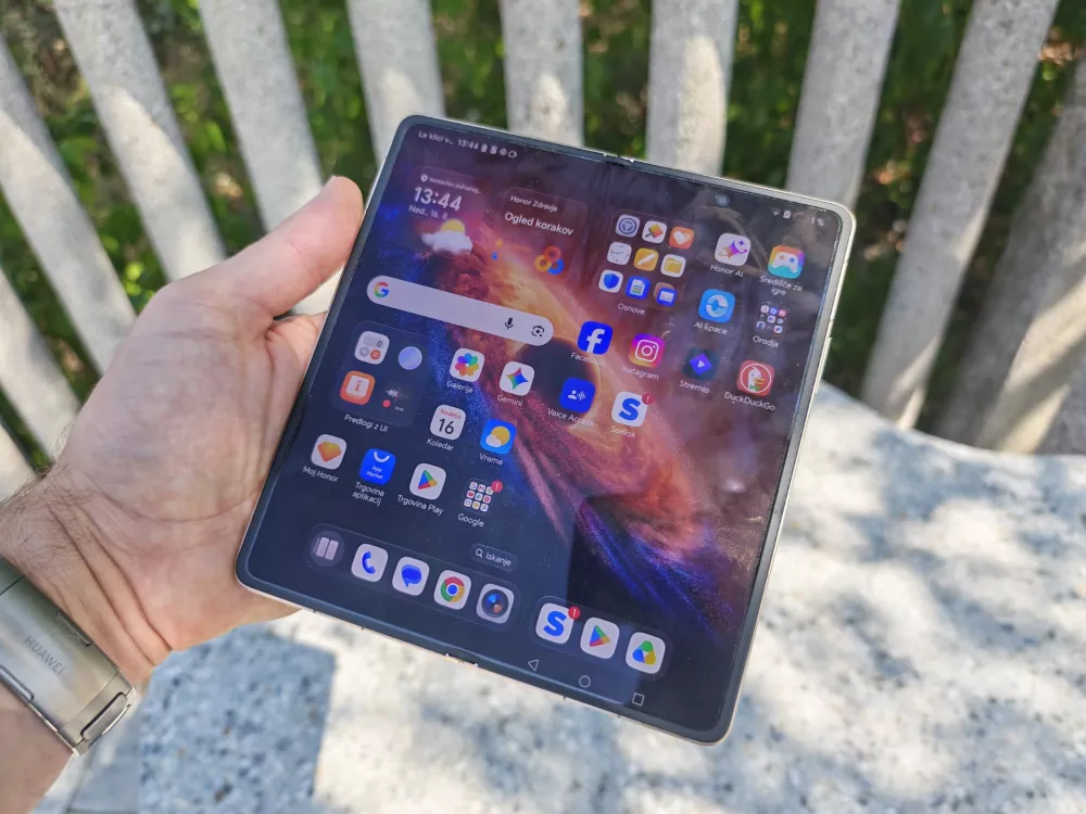 Honor magic v6