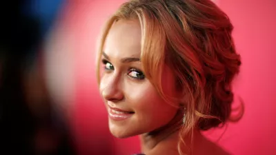 FILE PHOTO: Hayden Panettiere poses at the 6th Annual Hollywood Style awards at the Armand Hammer museum in Los Angeles, California, U.S., October 11, 2009. REUTERS/Mario Anzuoni/File Photo