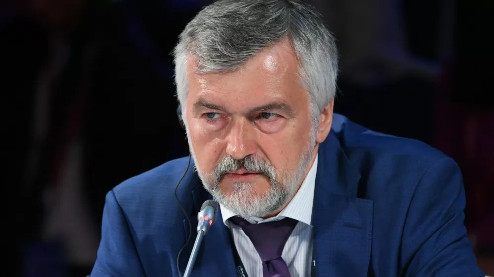 5905766 06.06.2019 Chief economist of Vnesheconombank Andrei Klepach listens during the "Banking Sphere. New Opportunities For Interaction In Industrial And Financial Spheres In The Context Of The Russian-Сhinese Integrated Energy Cooperation" session during the St. Petersburg International Economic Forum (SPIEF) at ExpoForum Convention and Exhibition Centre in St. Petersburg, Russia.,Image: 443924794, License: Rights-managed, Restrictions: Editors' note: THIS IMAGE IS PROVIDED BY RUSSIAN STATE-OWNED AGENCY SPUTNIK., Model Release: no 