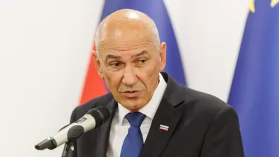 Ljubljana, vlada.Konstitutivna seja strateskega sveta za gospodarstvo.Predsednik vlade Janez Jansa.