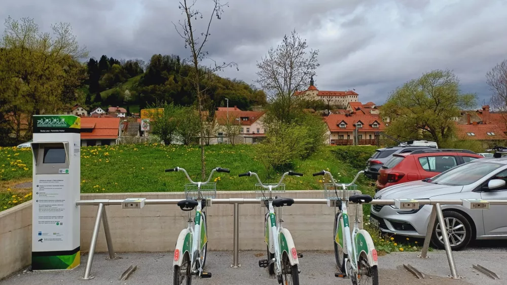 Jeseni nove postaje in kolesa v Kranju in Domžalah