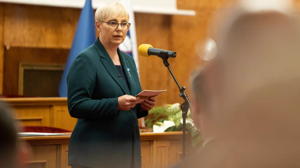 Afera Jeglič: luknjavi demantiji in neznanke o Viktoriji Krivolucki