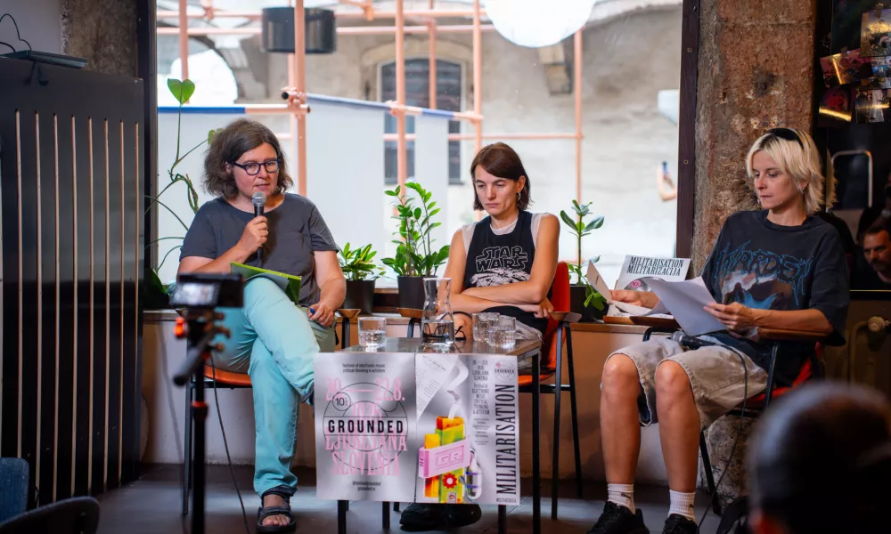 Ljubljana, Pritlicje.Novinarska konferenca pred Festivalom Grounded, ki bo od 20. do 22. avgusta.