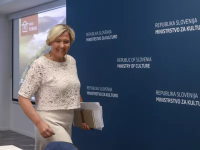 Ignacija Fridl Jarc11.8.2026 - izjava za medije ministrice za kulturo Ignacije Fridl Jarc, ki bo predstavila sprejete odločitve v zvezi z Javnim zavodom za razvoj sodobne plesne umetnosti ministrstvo za kulturo, Foto: Luka Cjuha