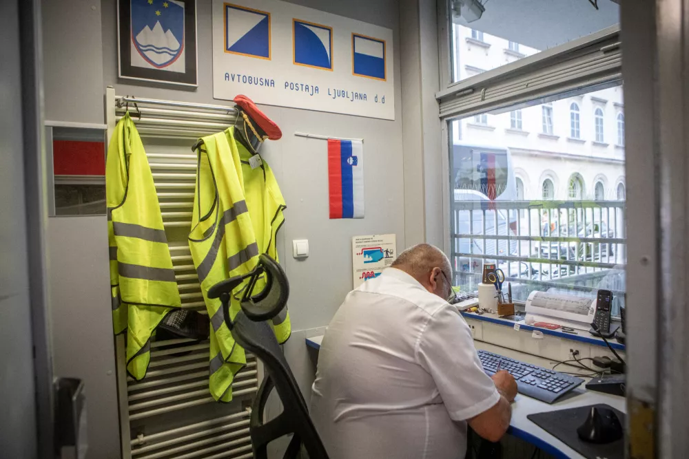 .8.2026 - Avtobusna postaja Ljubljana - Reportaža pred zaprtjem postaje, ki deluje že od leta 1961 na Trg osvobodilne fronte.Foto: Luka Cjuha / Foto: Luka Cjuha