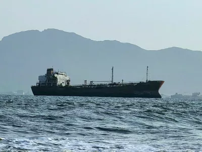 FILE PHOTO: A ship off the port of Aden, where traffic remained steady after the Iran-aligned Houthis said their forces had carried out missile and drone strikes on Saudi oil tankers, in Aden, Yemen, July 23, 2026. REUTERS/Stringer/File Photo