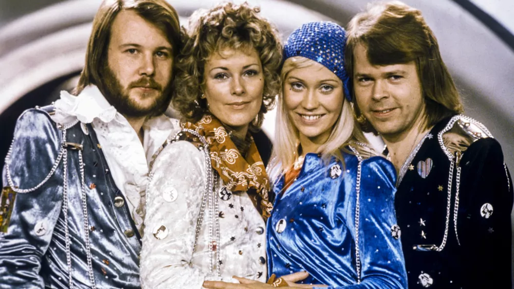 FILE - In this Feb. 9, 1974 file photo Swedish pop group Abba, from left: Benny Andersson, Anni-Frid Lyngstad, Agnetha Faltskog and Bjorn Ulvaeus posing after winning the Swedish branch of the Eurovision Song Contest with their song "Waterloo". The members of ABBA announced Friday April 27, 2018 that they have recorded new material for the first time in 35 years. (Olle Lindeborg/TT NEWS AGENCY via AP) / Foto: Olle Lindeborg