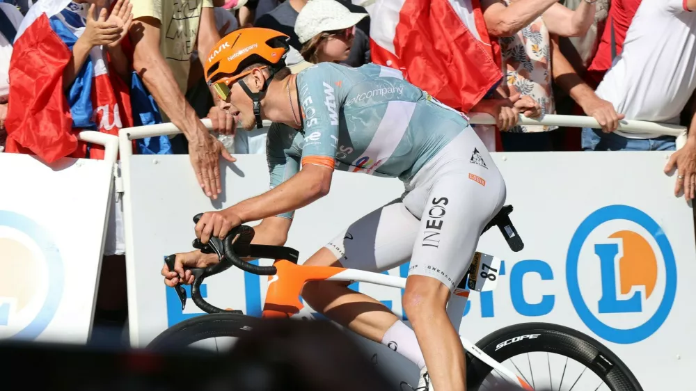 17th stage of the 113th edition of the Tour de France cycling race, 174,7 km between Chamb&eacute;ry and Voiron in the French Alps. At the finish, Joshua Tarling (GBR) NETCOMPANY INEOS CYCLING TEAMTour de France 2026 - UCI Cycling Race, Voiron, Isere - 22 Jul 2026,Image: 1117922522, License: Rights-managed, Restrictions:, Model Release: no 