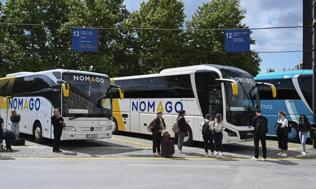 Nova ljubljanska avtobusna postaja med upanjem in zmedo
