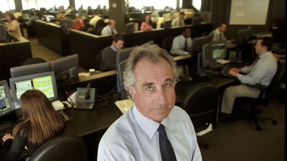 Bernard Madoff leta 1999, ko je bil znan predvsem kot direktor podjetja Bernard L. Madoff Investment Securities. / Foto: Profimedia