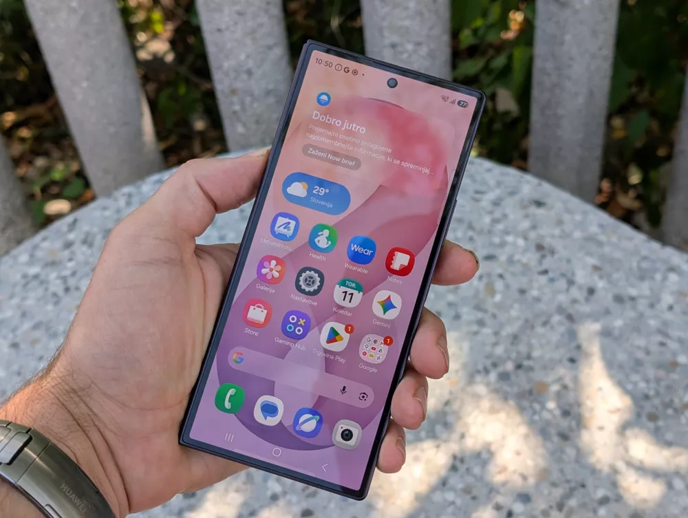 Samsung galaxy z fold 8 ultra