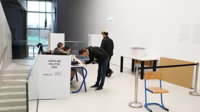 - Športna dvorana Mengeš- 04.12.2022 - Lokalne volitve 2022 - drugi krog - volitve župana //FOTO: Bojan Veliknja