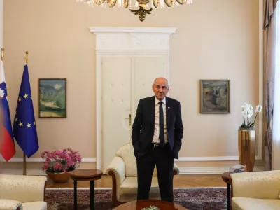 - Janez Ivan Jan&scaron;a, Predsednik Vlade RS,- 17.06.2026. Sprejem 16. Vlade Republike Slovenije pri Predsednici Republike Slovenije Nata&scaron;i Pirc Musar.//FOTO: Bojan Velikonja