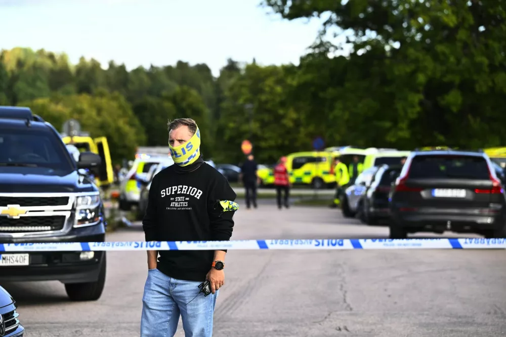 Police and emergency personnel outside Brinellskolan during a major emergency response after a man with a sword reportedly injured several people at the school in Fagersta, Sweden on august 21, 2026.,Image: 1126912891, License: Rights-managed, Restrictions:, Model Release: no 