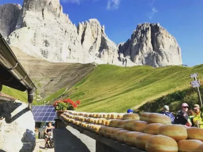 Krofi v dolomitih