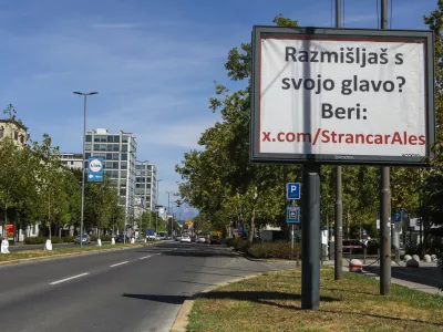 Uradno: &Scaron;trancar je s politično obarvanimi plakati kr&scaron;il ogla&scaron;evalski kodeks
