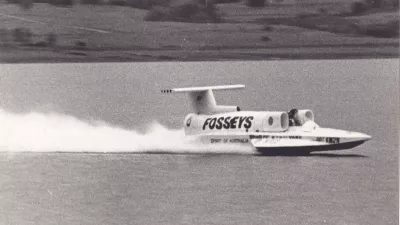Rekord za najhitrej&scaron;e plovilo na svetu (511,11 km/h) že od leta 1978 drži hitrostni čoln Spirit of Australia. / Foto: Warbymotorsport.com