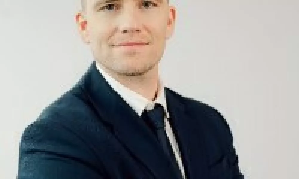Matija Kompara, NLB Skladi