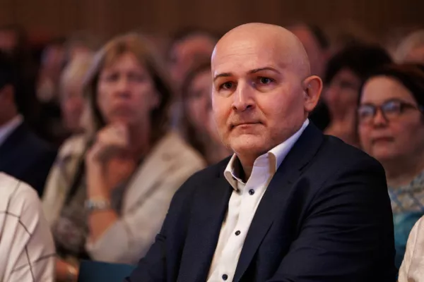 Več avtoritete učiteljem in manj birokracije: Kaj prina&scaron;a novo &scaron;olsko leto?