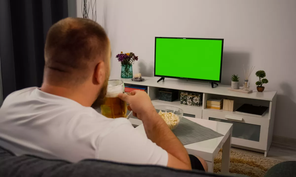 Prevajalci pred Pop TV-jem zagrozili s stavko: "Brez nas ni programa"