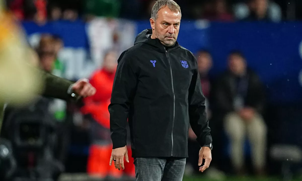 Drama v Barceloni: zapleti okoli Alvareza in napetosti v slačilnici