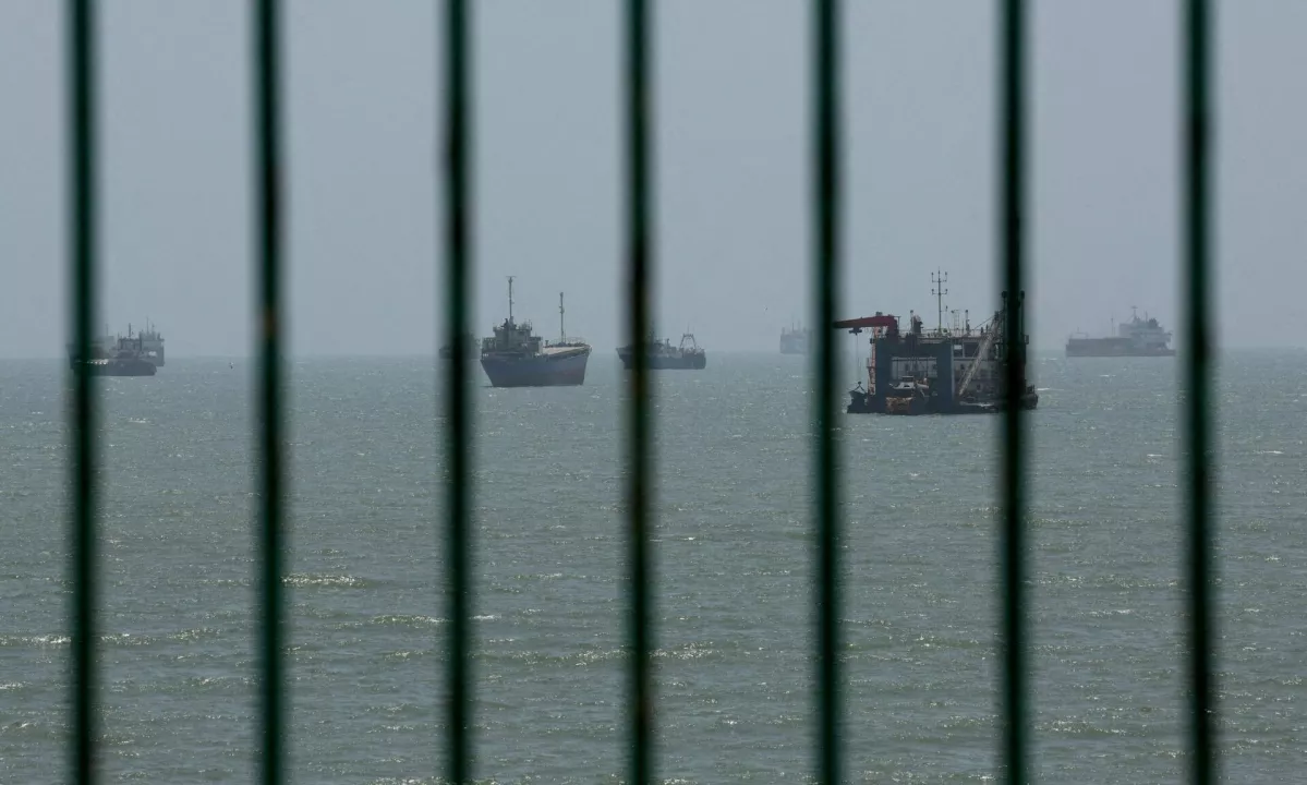 Dogovor sklenjen: Iran in Oman si bosta delila pristojbine v Hormuški ožin