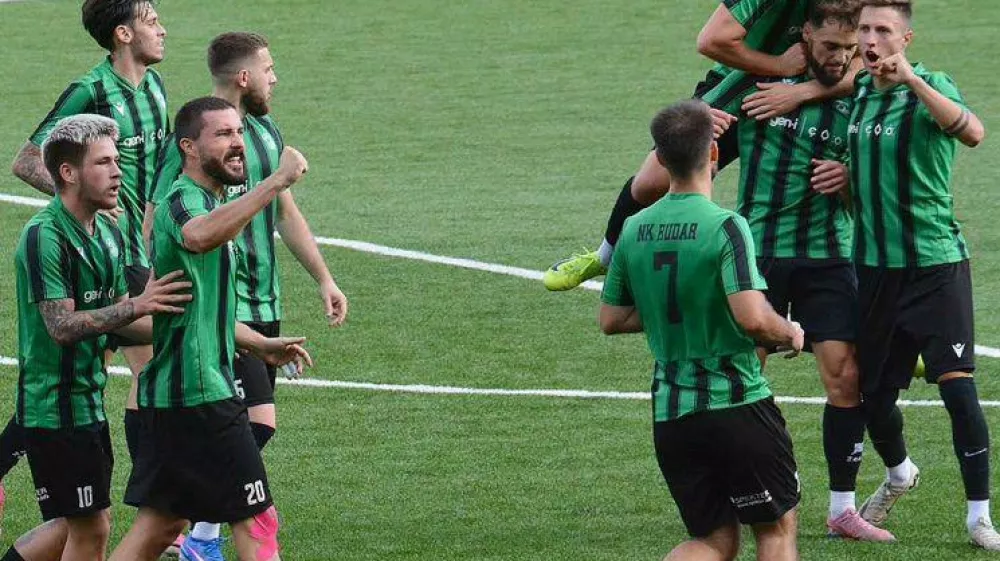 Nogometa&scaron;i Rudarja Trbovlje se veselijo ene največjih zmag. 