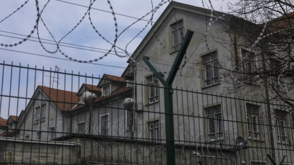 13.2.2025 protestni shod pravosodnih policistov in drugih strokovnih delavcev zavodov za prestajanje kazni zapora (ZPKZ) zapor Pov&scaron;etovaFoto: Luka Cjuha