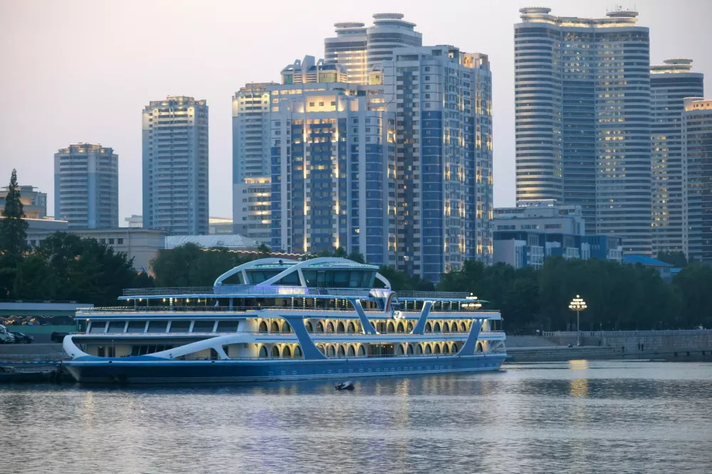NORTH KOREA, PYONGYANG - MAY 14, 2026: A pleasure boat sails along the Taedong River,Image: 1098988989, License: Rights-managed, Restrictions: * Switzerland And Russia Rights Out *, Model Release: no 