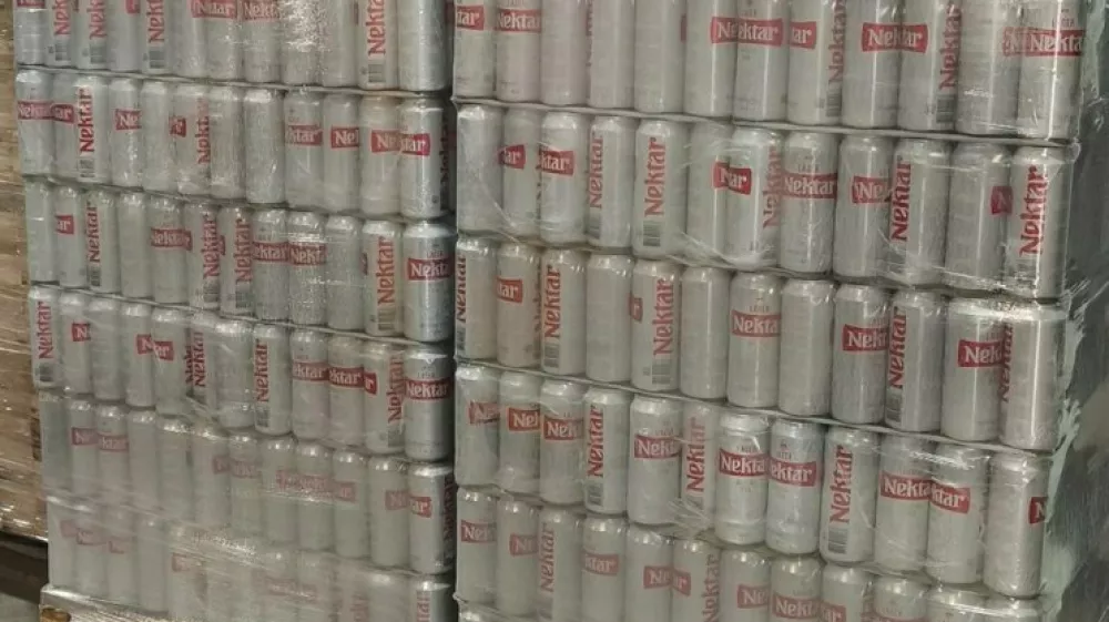 Hrva&scaron;ka carinska uprava in zaseženo pivo
