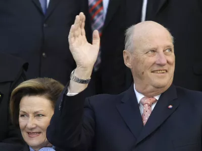 Norway's King Harald, right, and Queen Sonja, left, visit the town of Banska Stiavnica, Slovakia, Thursday, Oct. 28, 2010. King Harald and Queen Sonja are in Slovakia for a four-day visit. (AP Photo/Petr David Josek)