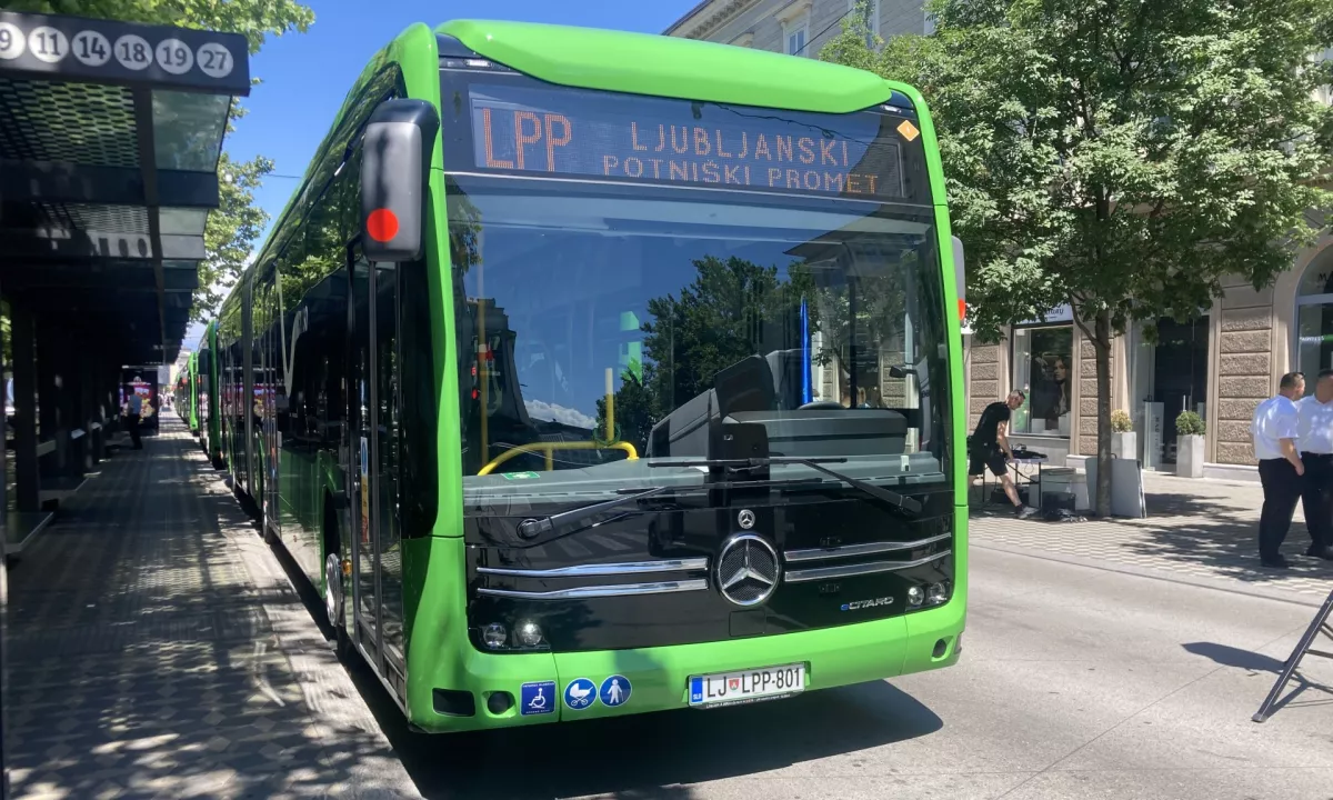 Javni prevoz pred novim šolskim letom: pripravljeni, a gneča neizogibna