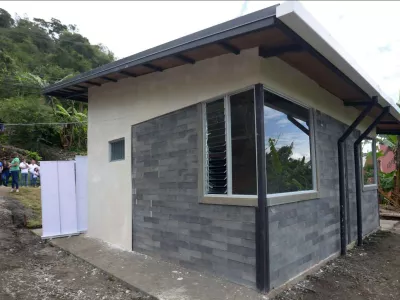 Hi&scaron;ica stoji, upajo, da bo postala model za mnoge druge. / Foto: Habitat For Humanity