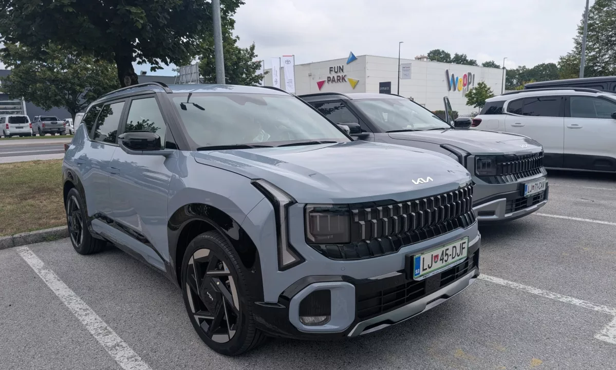 Seltos končno na slovenskih tleh: Kia s svetovno uspešnico prvič osvaja naš trg