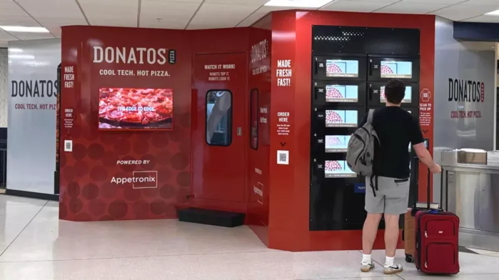 Pizza robot