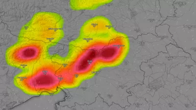 Slika nevihtne fronte okoli enih ponoči. Lepo je vidno, kje je bilo neurje najmočnej&scaron;e.