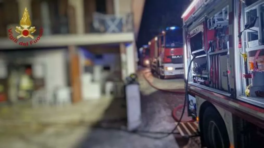 V eksploziji v turističnim apartmaju v Miletu so se hudo po&scaron;kodovali trije člani slovenske družine. Mo&scaron;ki je nekaj dni kasneje umrl. 