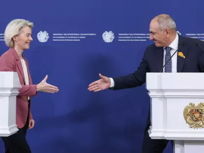 Armenija pred križi&scaron;čem: v EU ali pod rusko okrilje