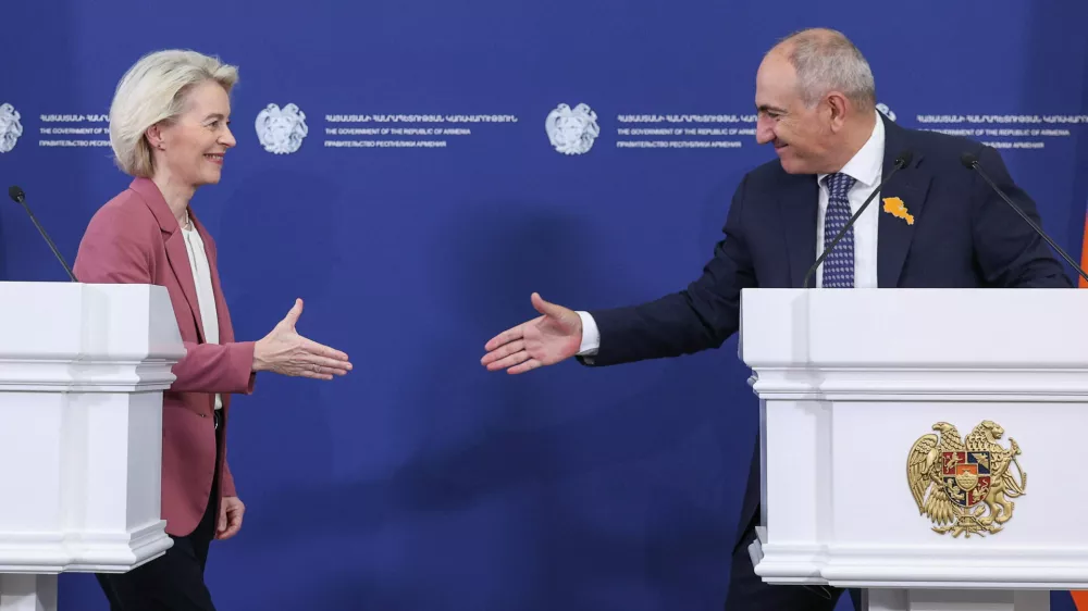 Armenija pred križi&scaron;čem: v EU ali pod rusko okrilje